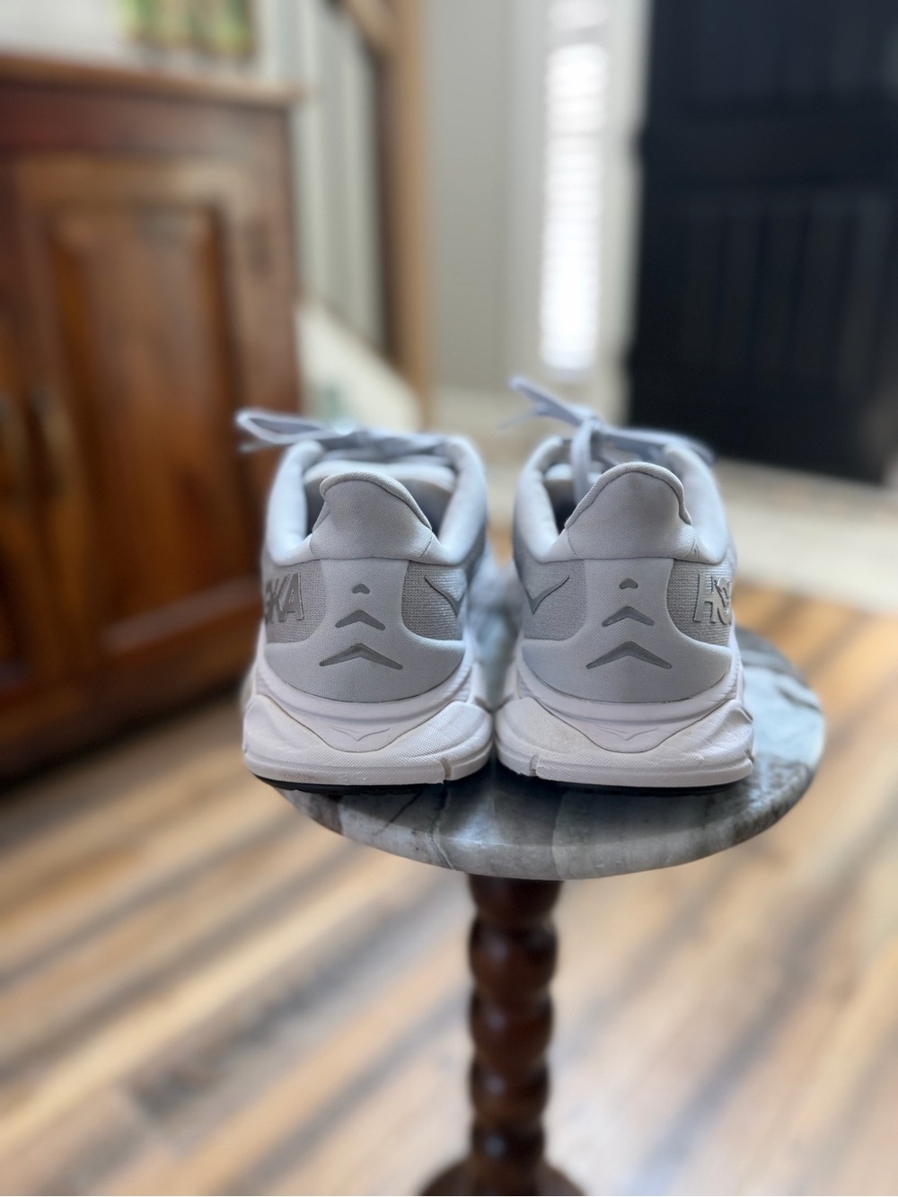 HOKA sneaker - Picture 3 of 5